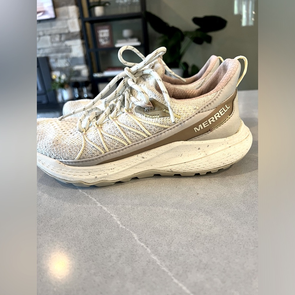 Merrell women’s Bravada 2 sneaker size 7